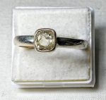 Yellow Sapphire (Pukhraj)