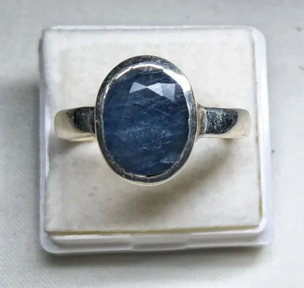 Blue Sapphire (Neelam)