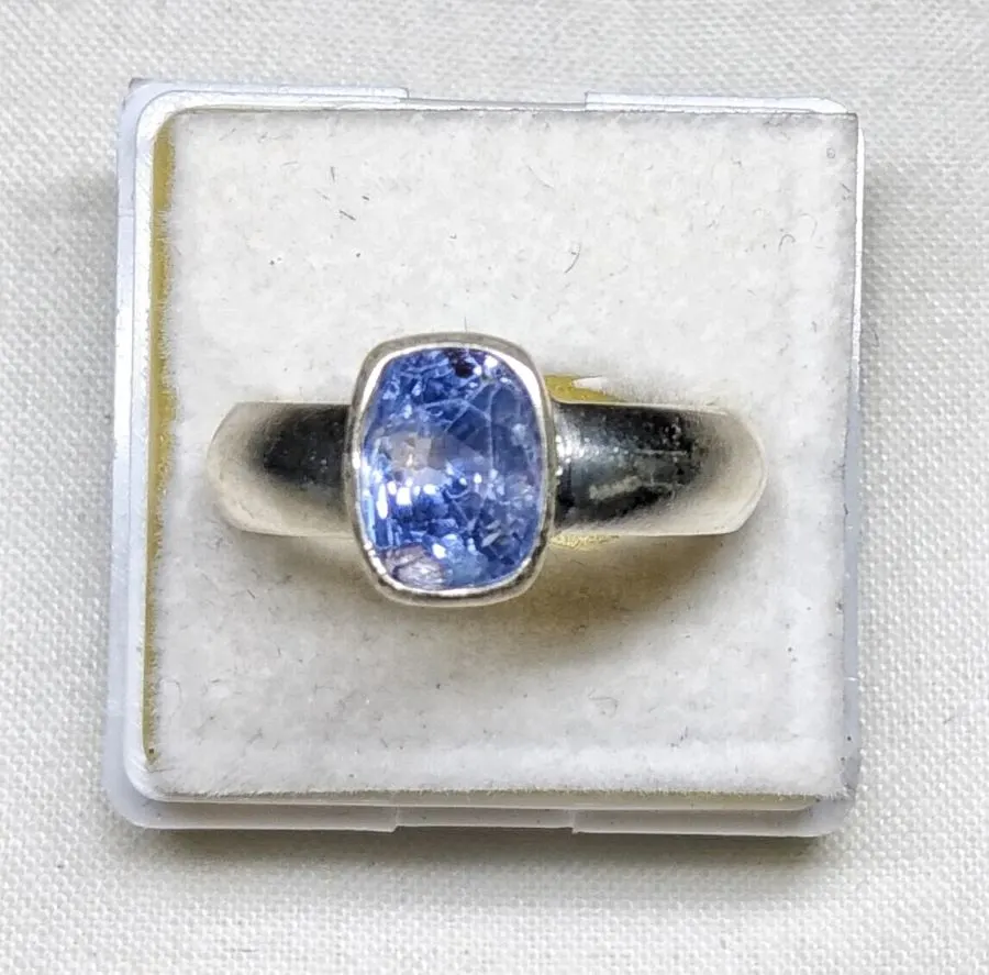 Blue Sapphire (Neelam)