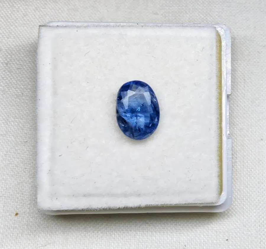 Blue Sapphire (Neelam)
