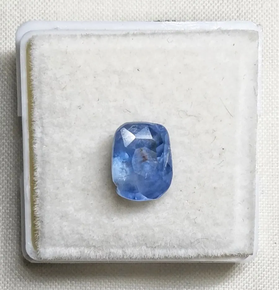 Blue Sapphire (Neelam)