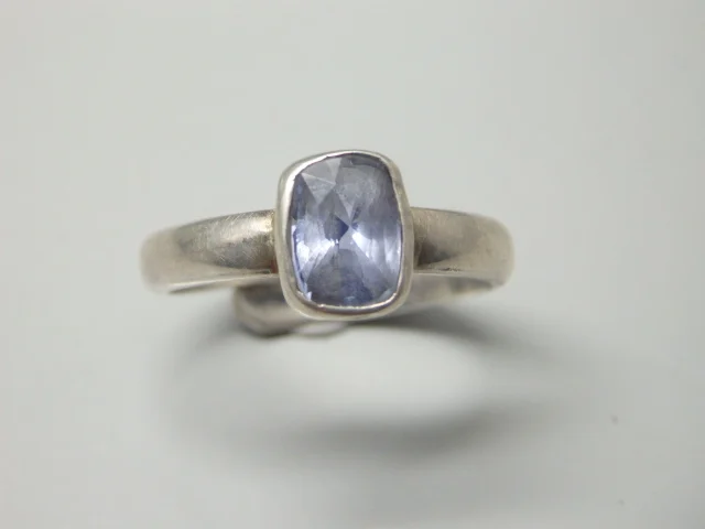 Blue Sapphire (Neelam)