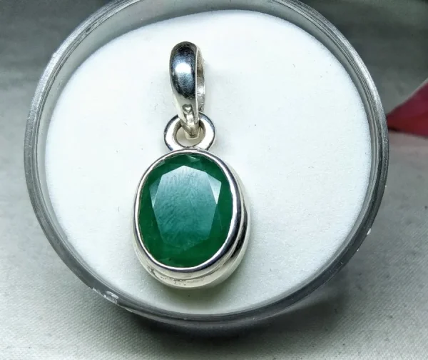 Emerald (Panna)