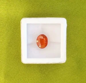 Hessonite (Gomedh)