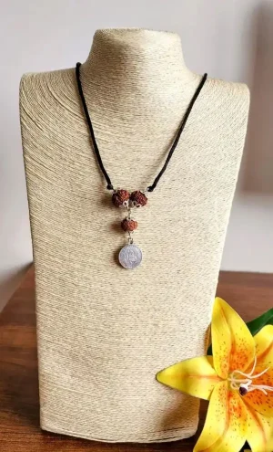 Kalsarpa Dosh Mala (Hanuman - 8, 9, 11 Indonesian Mukhi) V