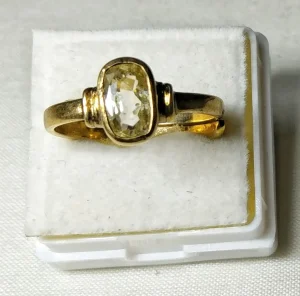 Yellow Sapphire (Pukhraj)