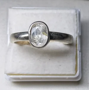 Yellow Sapphire (Pukhraj)