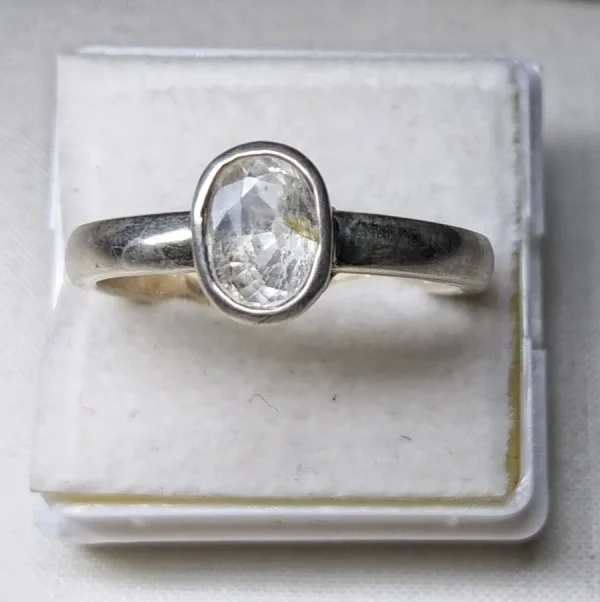 Yellow Sapphire (Pukhraj)