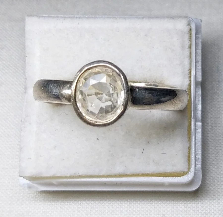 Yellow Sapphire (Pukhraj)