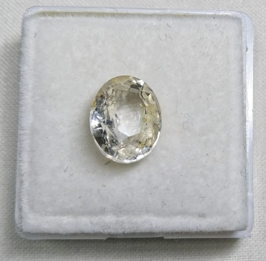 Yellow Sapphire (Pukhraj)