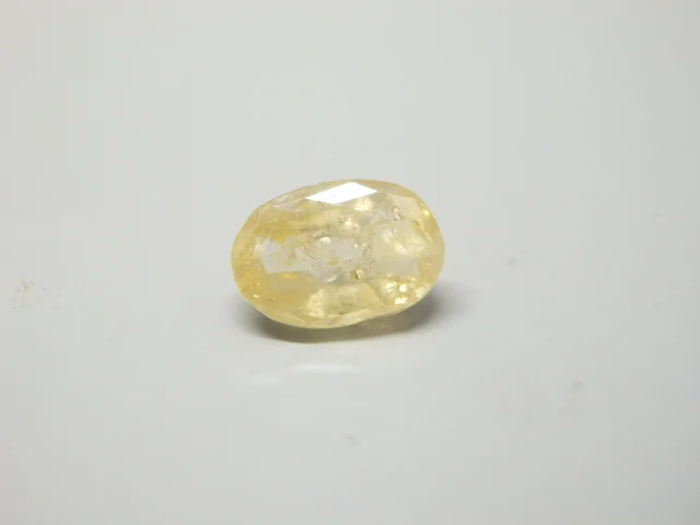 Yellow Sapphire (Pukhraj)